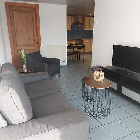 Appartement Rdc Plein Centre Avec Terrasse Visé Kültér fotó