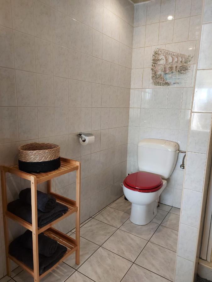 Appartement Rdc Plein Centre Avec Terrasse Visé Kültér fotó